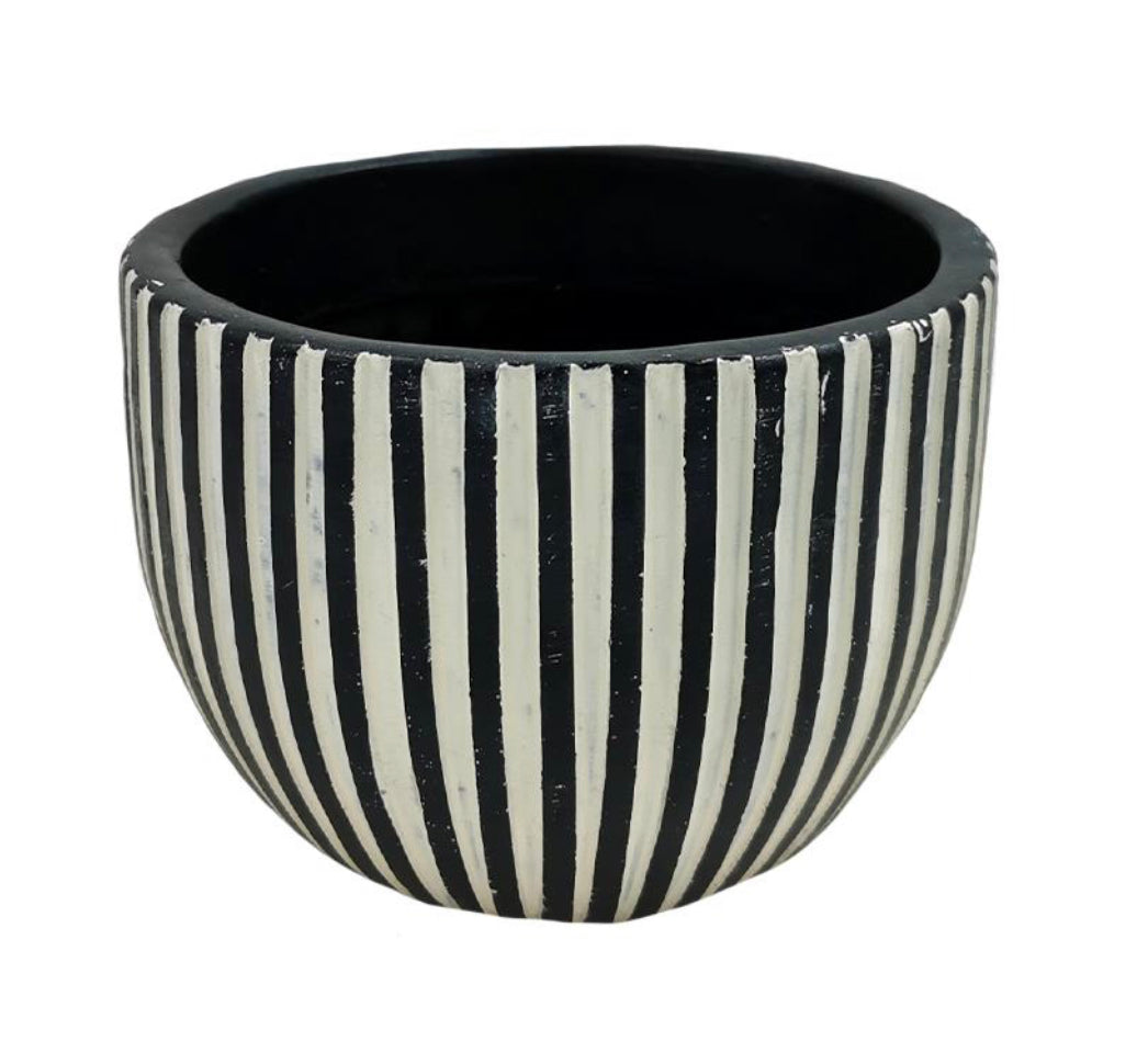Black & White Planter